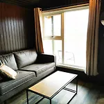 Min Aja * 카라스요크